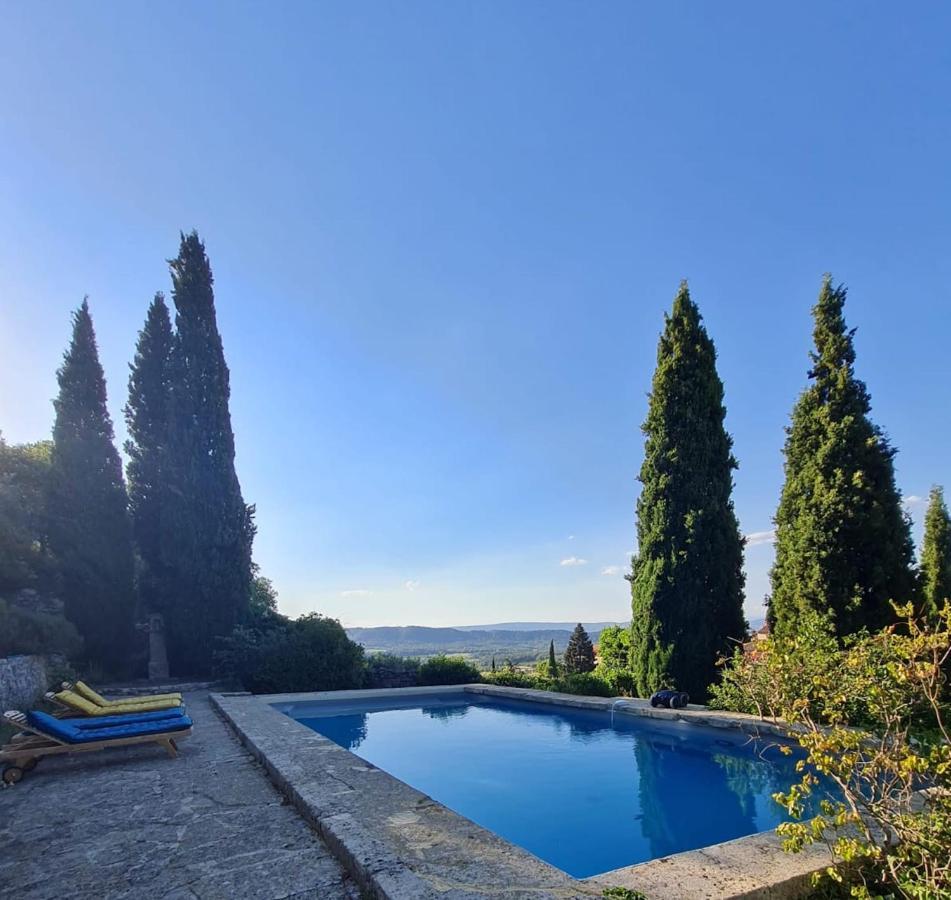 Le Clos Des Merveilles *